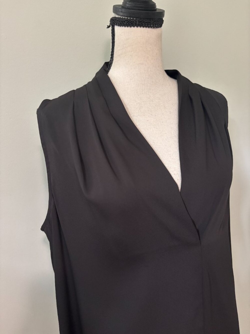White House Black Market Black Wrap Blouse Large Like New - Picture 2 of 5